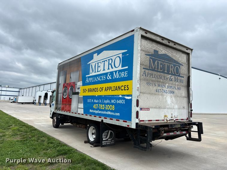 image for item EO4213 2016 Isuzu NPR box truck