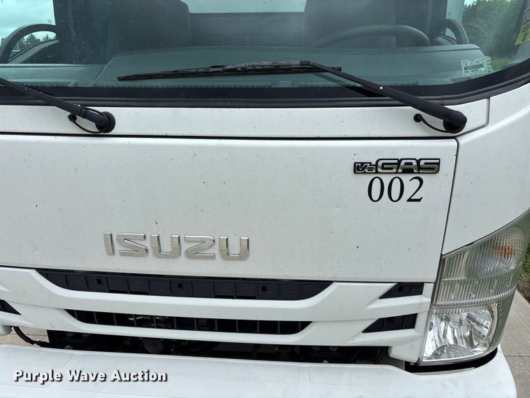 image for item EO4213 2016 Isuzu NPR box truck