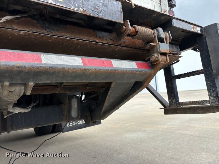 image for item EO4213 2016 Isuzu NPR box truck