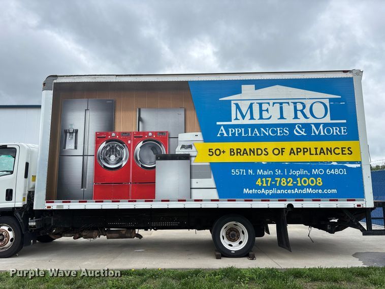 image for item EO4213 2016 Isuzu NPR box truck