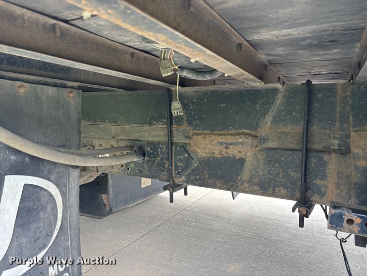 image for item EO4213 2016 Isuzu NPR box truck