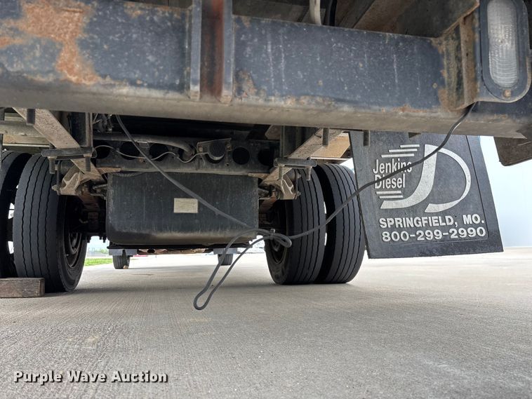 image for item EO4213 2016 Isuzu NPR box truck