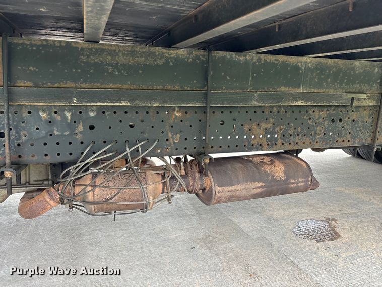 image for item EO4213 2016 Isuzu NPR box truck