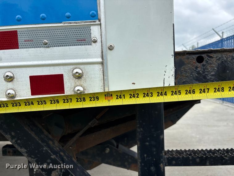image for item EO4213 2016 Isuzu NPR box truck