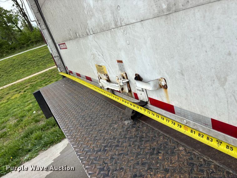 image for item EO4213 2016 Isuzu NPR box truck