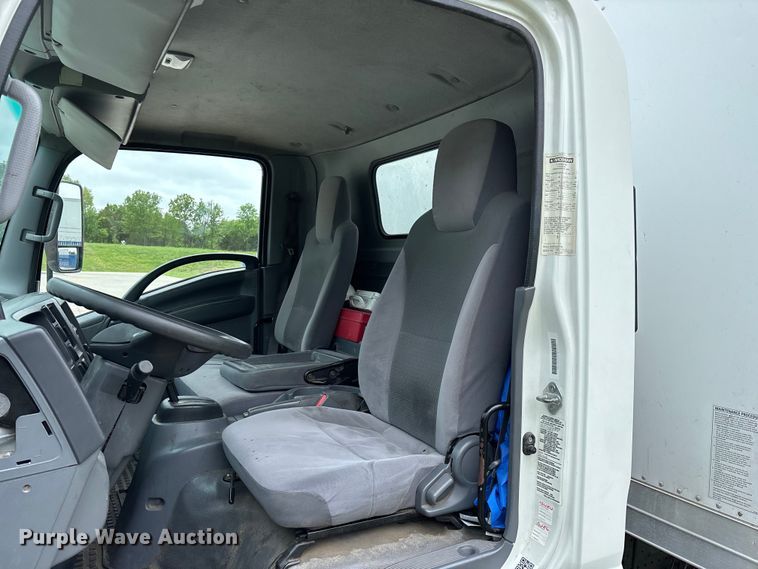 image for item EO4213 2016 Isuzu NPR box truck