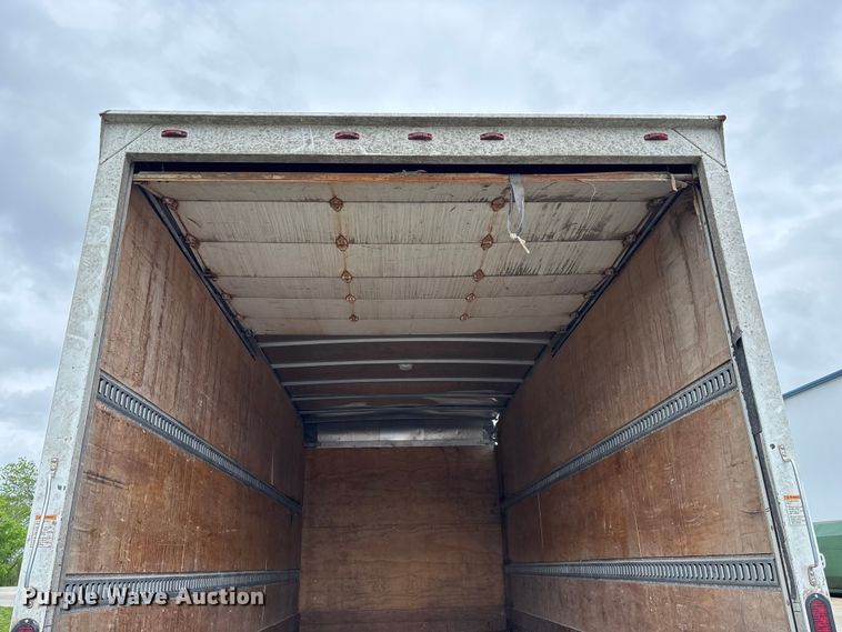 image for item EO4213 2016 Isuzu NPR box truck