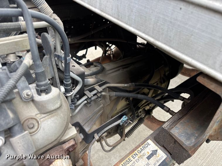 image for item EO4213 2016 Isuzu NPR box truck