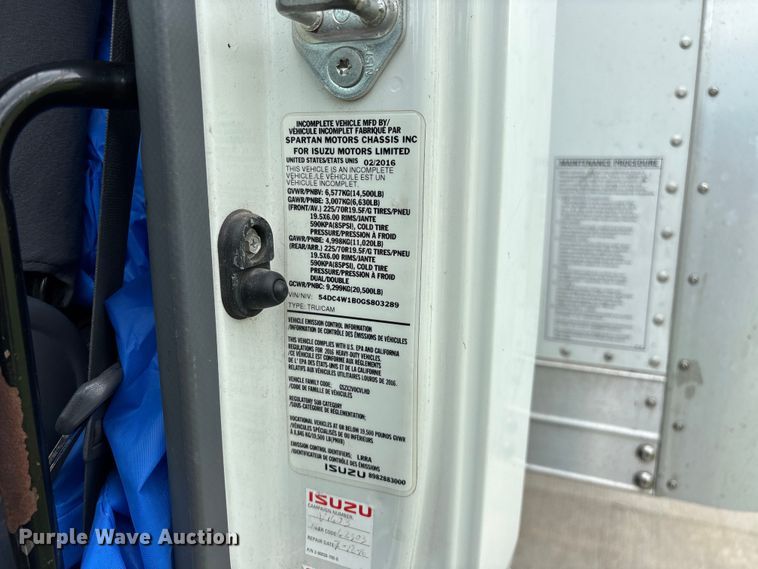 image for item EO4213 2016 Isuzu NPR box truck