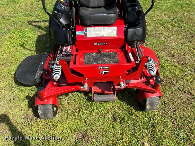 image for item EO4232 Ferris IS 3200Z ZTR lawn mower