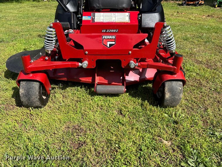 image for item EO4232 Ferris IS 3200Z ZTR lawn mower