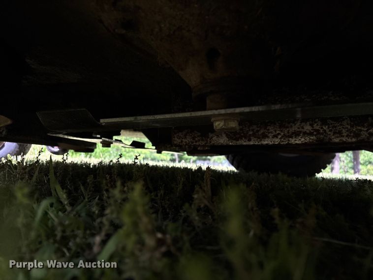 image for item EO4232 Ferris IS 3200Z ZTR lawn mower