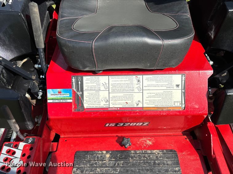 image for item EO4232 Ferris IS 3200Z ZTR lawn mower