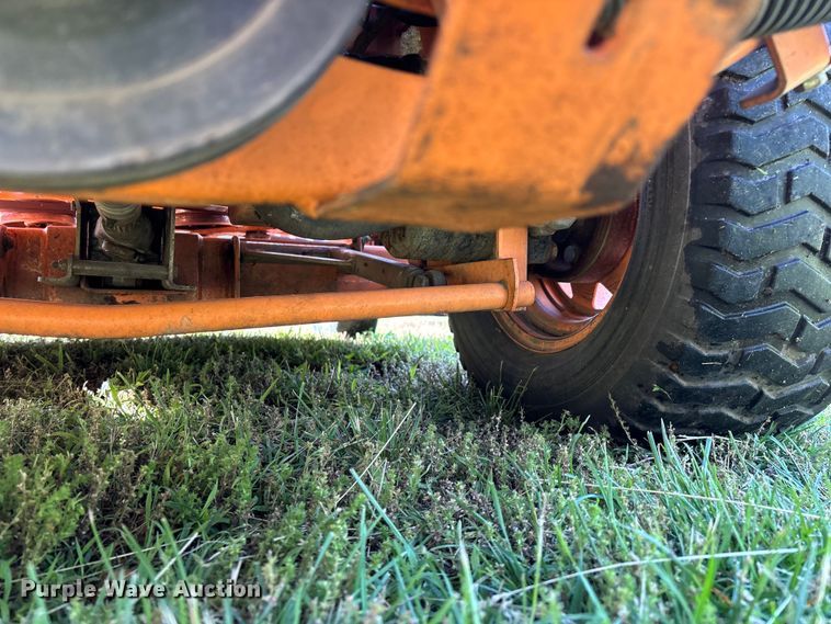 image for item EO4233 Scag Turf Tiger STT61V-27CH ZTR lawn mower
