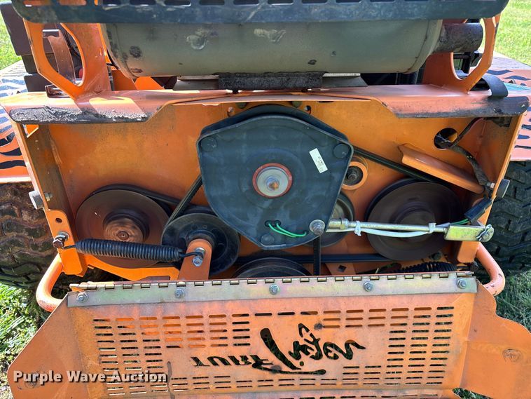 image for item EO4233 Scag Turf Tiger STT61V-27CH ZTR lawn mower