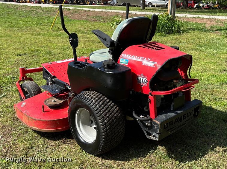 image for item EO4234 Gravely 272Z 992168 ZTR lawn mower