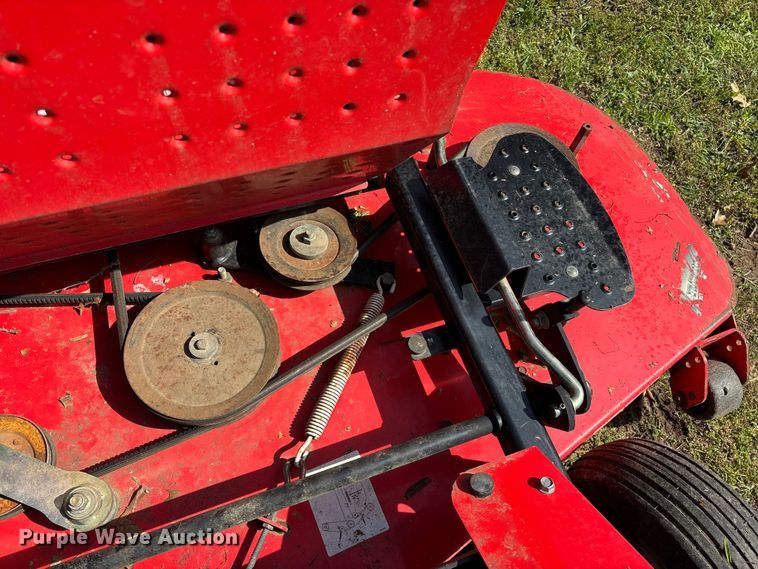 image for item EO4234 Gravely 272Z 992168 ZTR lawn mower