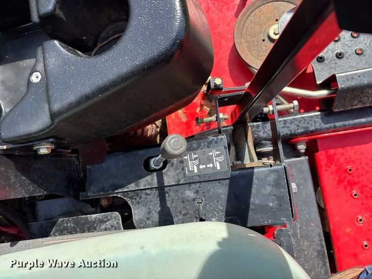 image for item EO4234 Gravely 272Z 992168 ZTR lawn mower