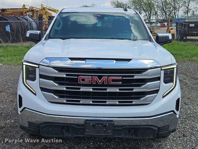 image for item EO7248 2022 GMC Sierra Crew Cab pickup truck