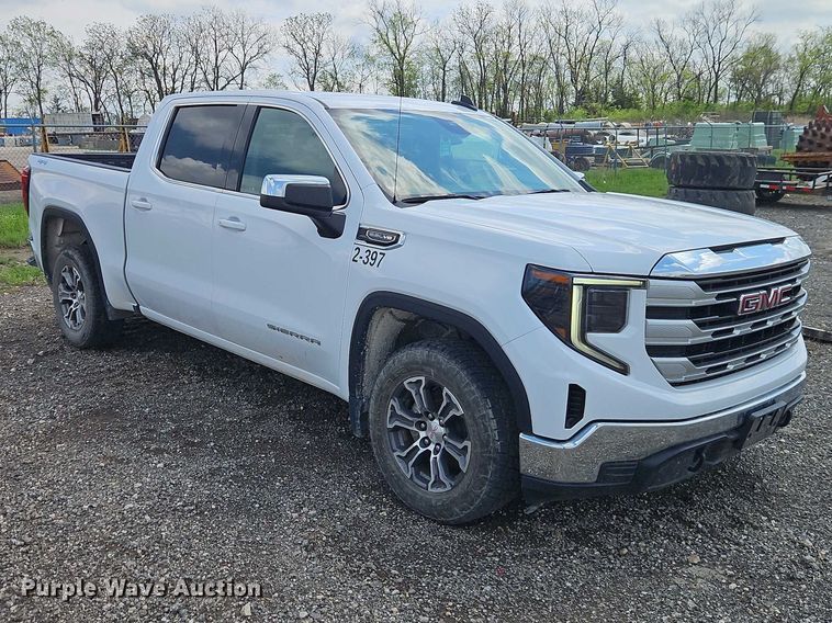image for item EO7248 2022 GMC Sierra Crew Cab pickup truck