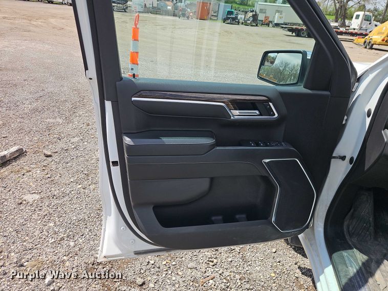 image for item EO7248 2022 GMC Sierra Crew Cab pickup truck