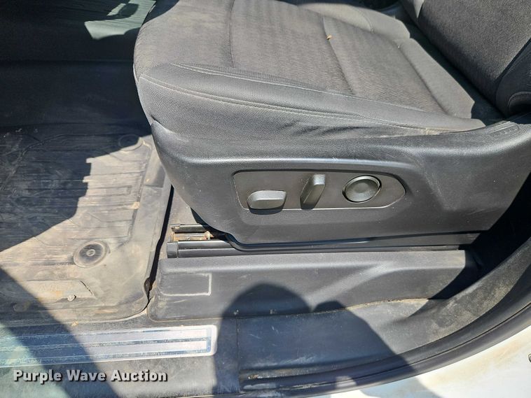 image for item EO7248 2022 GMC Sierra Crew Cab pickup truck