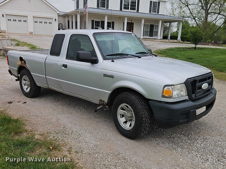 image for item EO7255 2007 Ford Ranger pickup truck