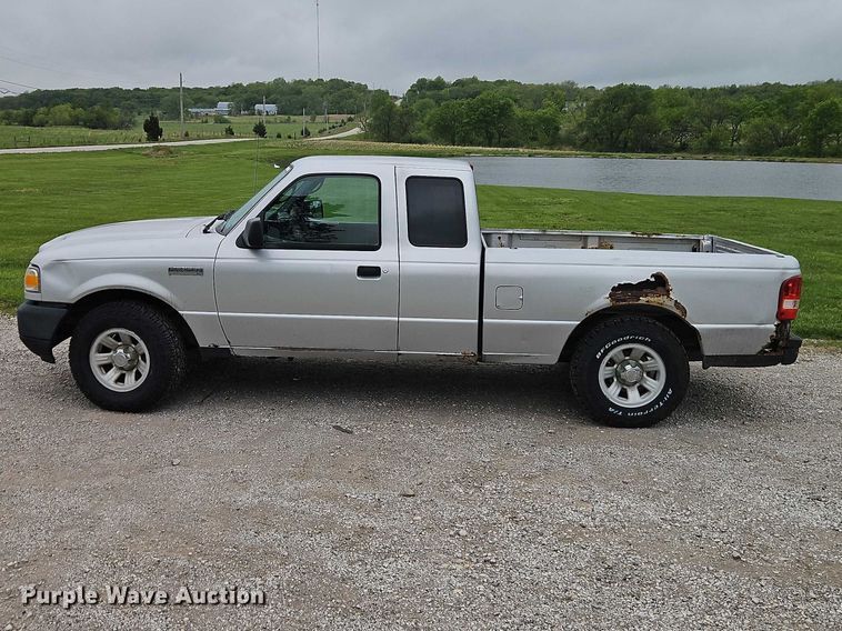 image for item EO7255 2007 Ford Ranger pickup truck