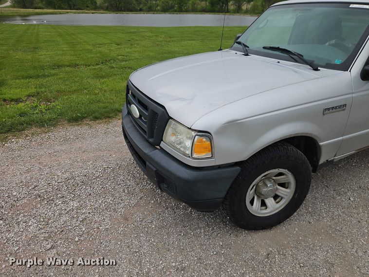 image for item EO7255 2007 Ford Ranger pickup truck