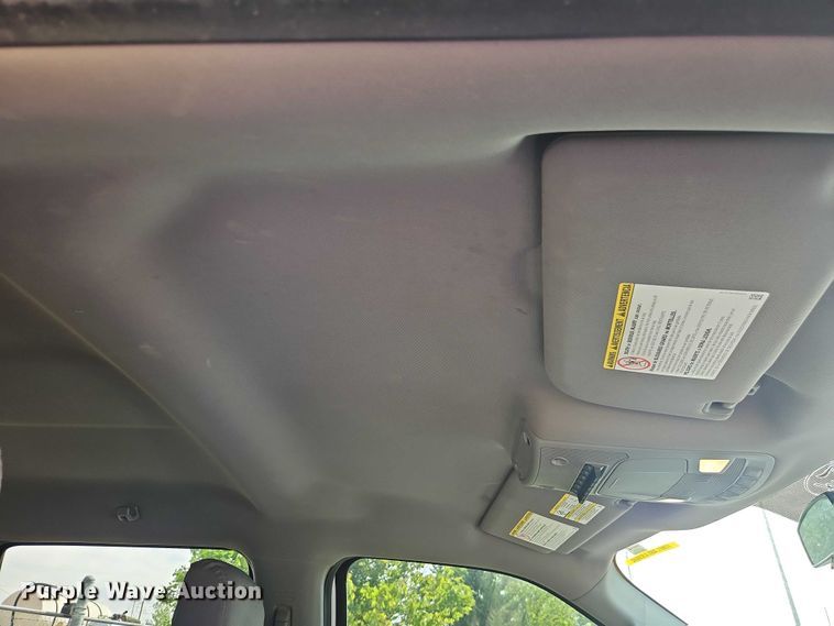 image for item EO7299 2019 Ford F350 Super Duty Crew Cab pickup truck