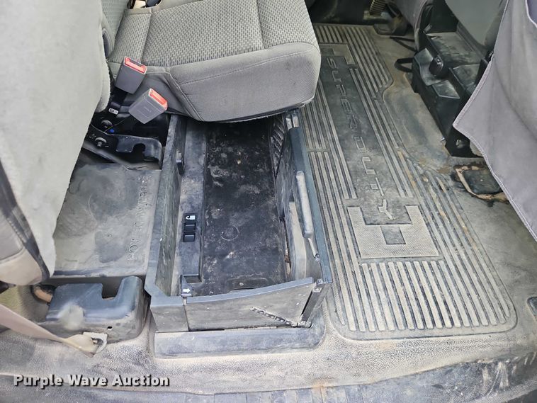 image for item EO7299 2019 Ford F350 Super Duty Crew Cab pickup truck