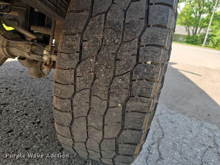 image for item EO7299 2019 Ford F350 Super Duty Crew Cab pickup truck
