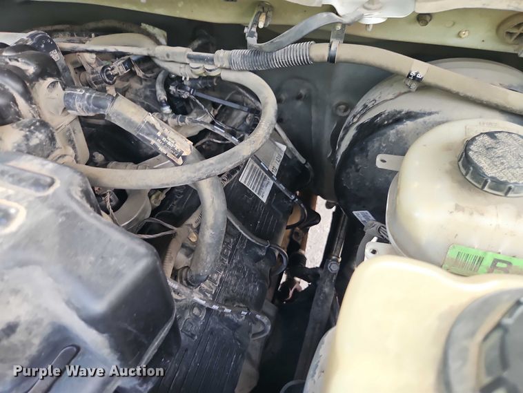image for item EO7300 2015 Ford F350 Crew Cab pickup truck