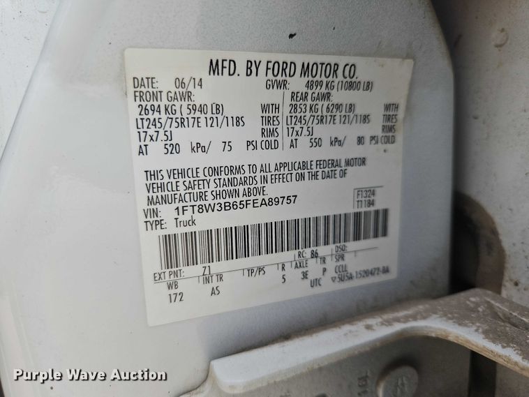 image for item EO7300 2015 Ford F350 Crew Cab pickup truck