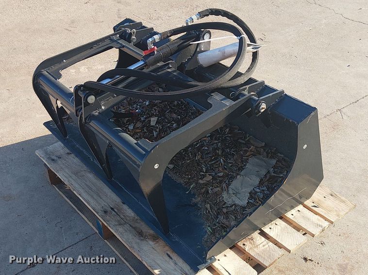 image for item ES8807 2025 Wolverine MSG-11-44W compact utility loader grapple bucket