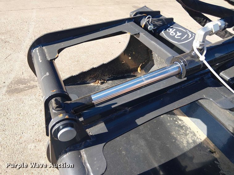 image for item ES8808 2025 Wolverine MSG-11-44W compact utility loader grapple bucket