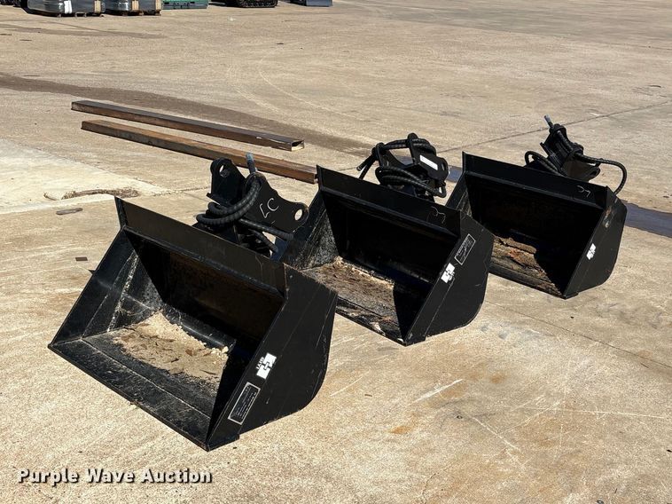 image for item ES8820 (3) 2024 GIYI 5T mini excavator buckets