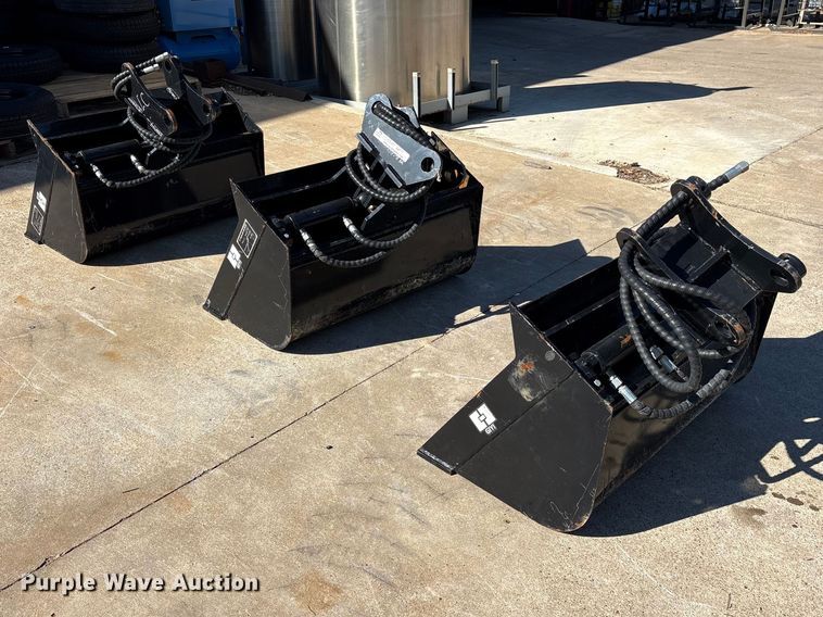 image for item ES8820 (3) 2024 GIYI 5T mini excavator buckets