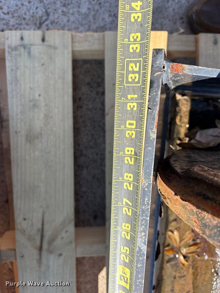 image for item ES8821 2024 3T 3T Hydraulic tilt bucket plus 15