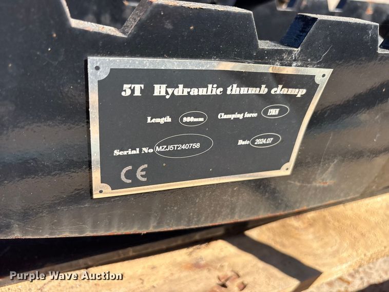 image for item ES8822 2024 5T Hydraulic thump for mini excavator (2) 2024 5T mini excavators hydraulic thumbs