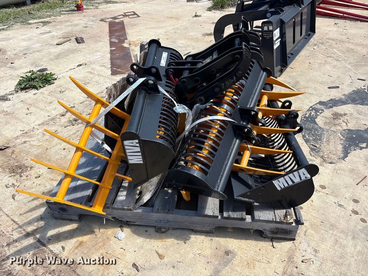 image for item ES8845 Mini excavator attachments