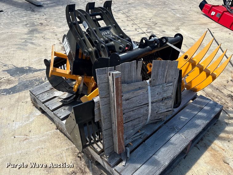 image for item ES8845 Mini excavator attachments