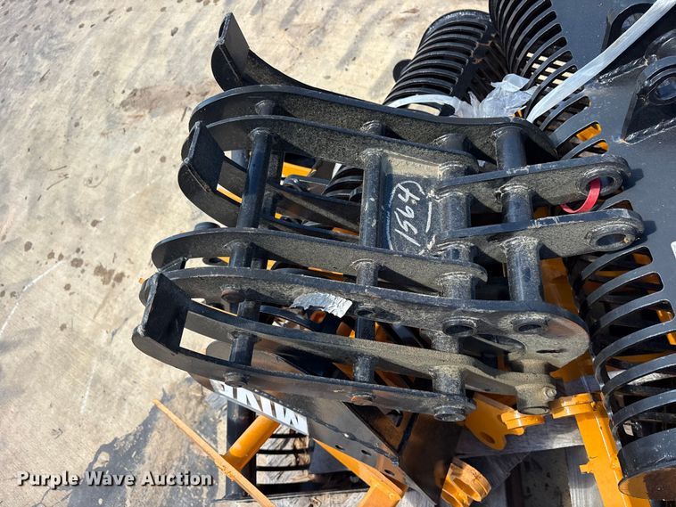 image for item ES8845 Mini excavator attachments
