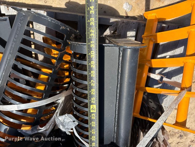 image for item ES8845 Mini excavator attachments