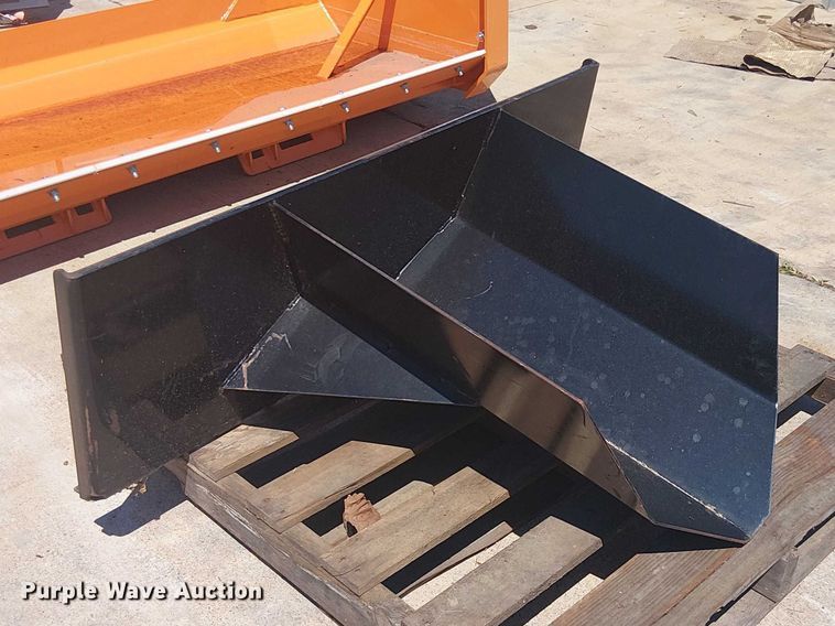 image for item ES8853 Compact utility loader stump bucket