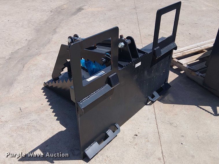 image for item ES8858 Kit Containers QT-SG skid steer stump bucket