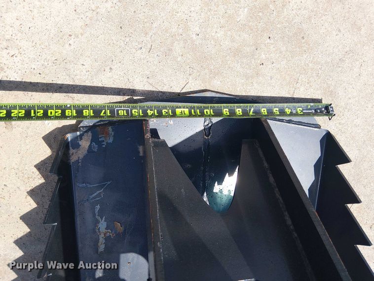 image for item ES8858 Kit Containers QT-SG skid steer stump bucket