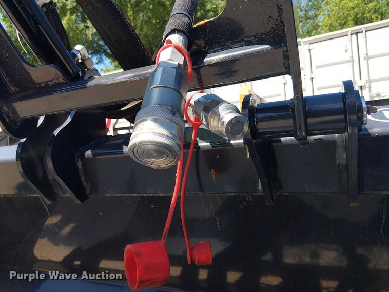 image for item ES8861 2025 Wolverine MSG-11-44W compact utility loader grapple bucket