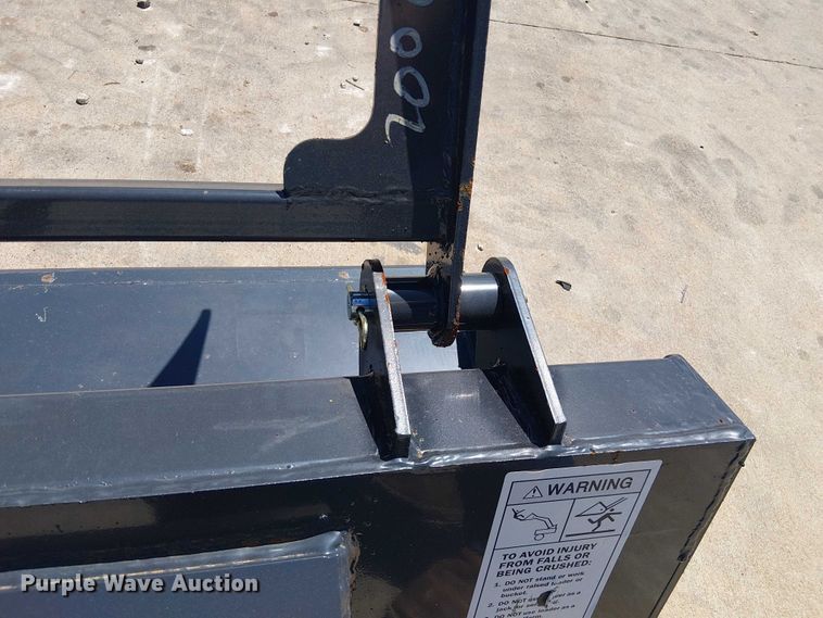 image for item ES8861 2025 Wolverine MSG-11-44W compact utility loader grapple bucket