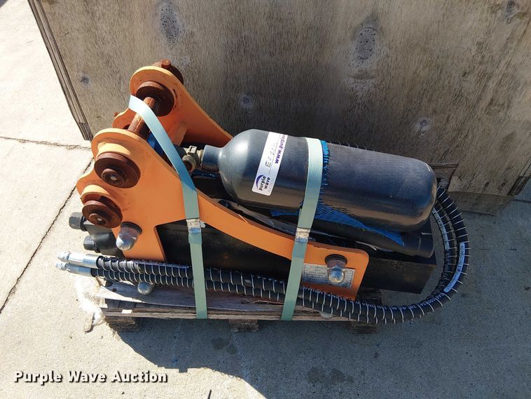 image for item ES8880 Mini excavator attachments